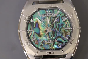 INVICTA Slim Men 48mm Stainless Steel Steel Blue+Green dial VJ55 Quartz 43080 - Picture 1 of 6