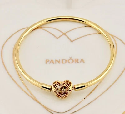 New Genuine Pandora ShineGold Moments Celestial Star Heatr Bangle 563401C01-19cm - Image 1 of 4