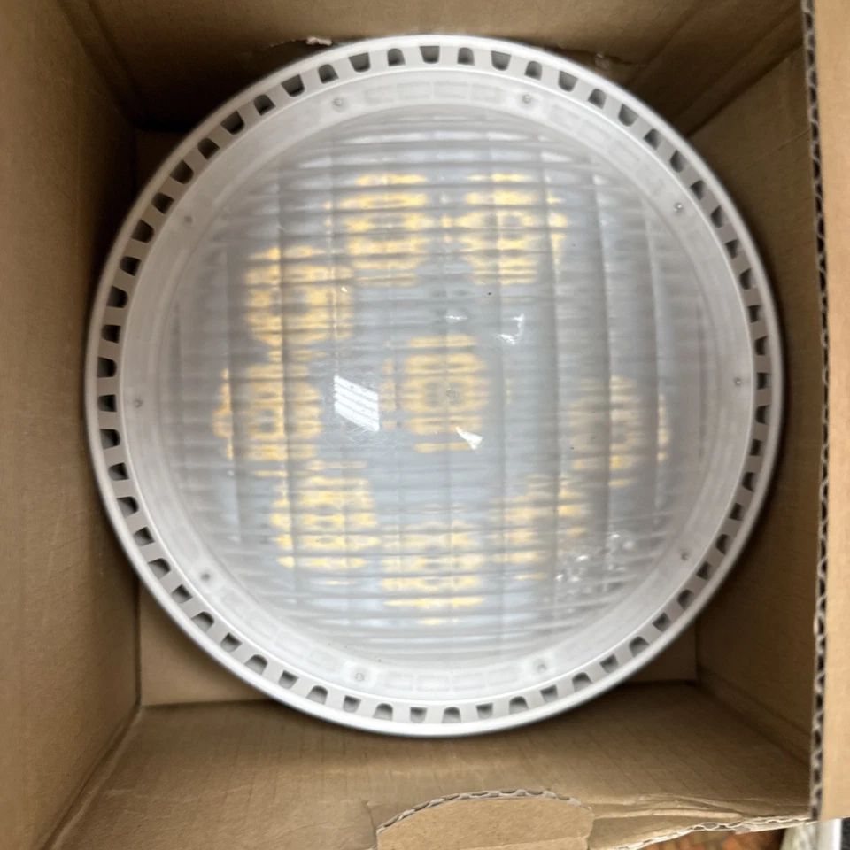 Kapata Dimmable Par64 LED Bulb 500W - Image 1 of 1