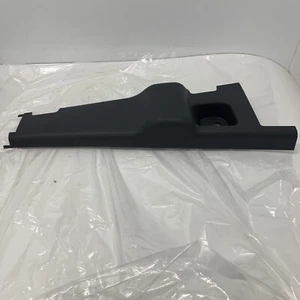 IVECO Column cover 500314018 - Picture 1 of 2