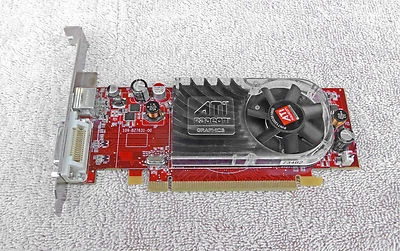 Dell ATI Radeon HD 2400 XT 256MB PCI-e Video Card FM351 w/ DMS-59 Port - Image 1 of 2