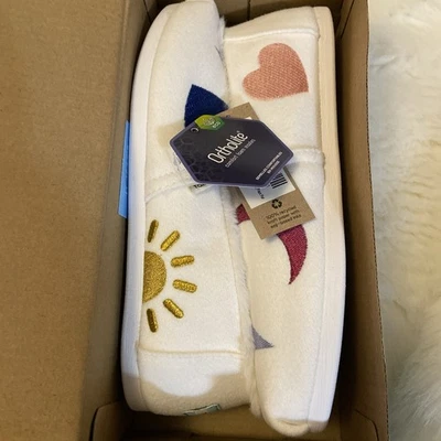Zapatos sin cordones Toms Alpargata de fieltro forrados de piel corazones estrellas sol para mujer EE. UU. 7,5 NUEVOS EN CAJA Foto 1 de 4