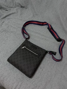 Gucci Bag Men Brand New With Tags Perfect For Sumer Fast Shipping! - Picture 1 of 6