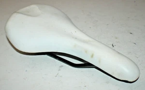 Bontrager Touring Road Bike Saddle 270/140mm White MTB Gravel Fast USA Shipper!! - Picture 1 of 5