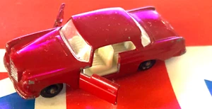 Vintage Matchbox Lesney No. 53 Mercedes Benz 220SE-1966 - Picture 1 of 4