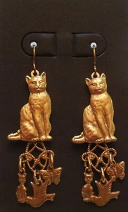 SIGNED Rosebud Earrings - Gold Tone - Cats with Charms - 1.5 inch - Bild 1 von 3