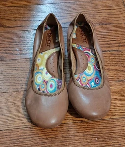 Born Women's Julieanne Leather Ballet Flats, Round Toe, Arch Support, Brown Sz 9 - Picture 1 of 5