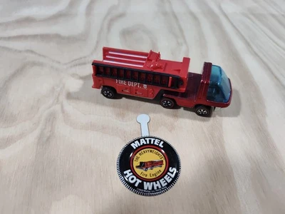 Hot Wheels Redline 1970 Heavyweights  FireTruck & Trailer  w/Button Pin - Image 1 of 4