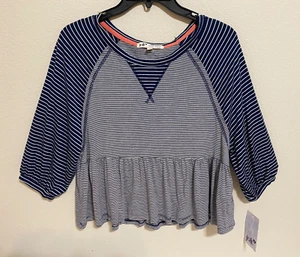 NWT, Jolt Juniors Pullover Knit Top Multi Navy Blue White Stripes- Size Large - Picture 1 of 4