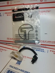 Truck-Lite 15047 KIT-MDL15 LIC LMP ASSEMBLED NEW, B2 - Picture 1 of 13