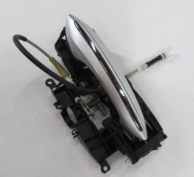 2011-2016 BMW 528i 535i 550i M5 (F10) RIGHT FRONT DOOR HANDLE w/ LIGHT (SILVER) - Image 1 of 4