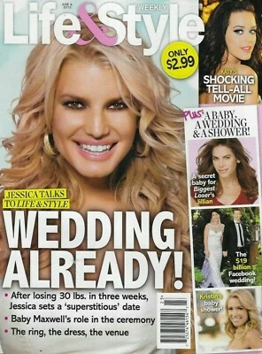 Life And Style Magazine Jessica Simpson Katy Perry Jillian Michaels Star Dogs  - Image 1 of 4