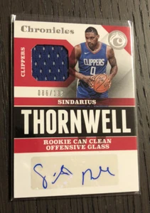 Chronicles Sindarius Thornwell 2017 radiocontrol automático plateado SP/199 parche de novato autógrafo - Imagen 1 de 1