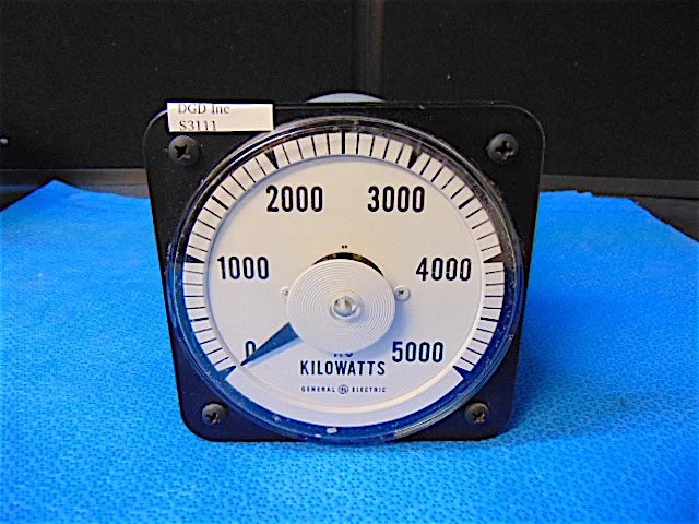 Medidor de kilovatios de CA General Electric 103221AROR7DRC S3111z Foto 1 de 1