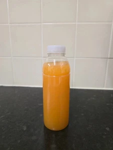 500ml Kunststoff Fruchtsaft Smoothie Flaschen mit weißen Verschlüssen Packung mit 20 Flaschen - Bild 1 von 6