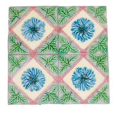 Rare Vintage 4 Pcs Flower Design Majolica Statue Liberty Mark Made Japan Tiles.  - Bild 1 von 4