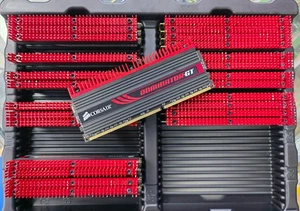 CORSAIR DOMINATOR-GT 4 x 8GB DDR3 1866 Desktop DIMM RAM 240pin CMT32GX3M4X1866C9 - Picture 1 of 4