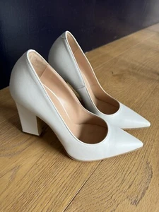 Russell & Bromley 100POINT Blade Heel Court Shoe Size 4 Wedding Shoes - Picture 1 of 14