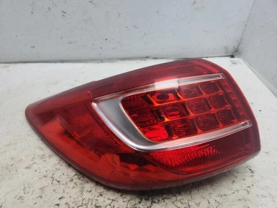 KIA SPORTAGE LUZ EXTERIOR LADO PASAJERO TRASERO IZQUIERDO 92401-3W0 MK3 2010 - 2016 Foto 1 de 4