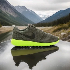 NIKE ROSHE ONE GREEN SMOKE VOLT Athletic Running Shoes Sneakers Trainers 9 - Picture 1 of 9