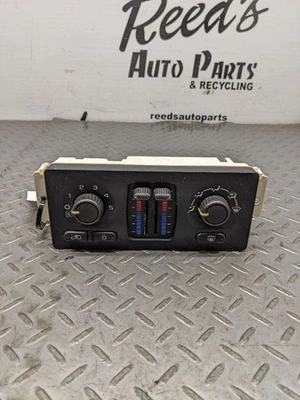 Control de temperatura estilo clásico con aire acondicionado para camioneta Sierra 1500 05-07 1166812 Foto 1 de 4