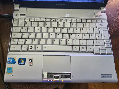 Toshiba Portégé r600-13x 3GB ram / 320GB Hdd - Bild 1 von 4