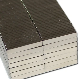 50 IMANES DE NEODIMIO FUERTES 30x5x2 mm NdFeB N35 POWER QUADER FUERZA DE ADHESIÓN 1,9 KG - Imagen 1 de 2