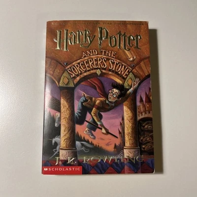 Гарри Поттер и философский камень первое учебное торговое издание 1999 - Изображение 1 из 3