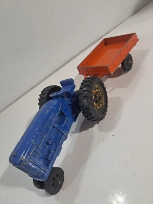 Tractor agrícola Hubley Die Cast 1/32 azul frente estrecho de colección con remolque Gabriel Foto 1 de 4