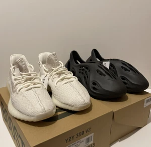 Adidas Yeezy Foam RNNR Onyx Size 11 M & Yeezy Boost 350 Bone White Size 11 Mens - Picture 1 of 14