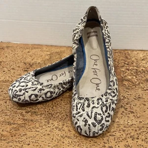 TOMS One For One Padded Slip On Ballet Flat Shoes Cheetah Animal Print Size 5.5 - Picture 1 of 7