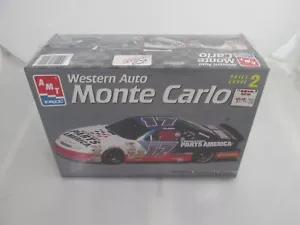 AMT 1:24 NASCAR Western Auto Parts America Darrell Waltrip #17 Model Kit Sealed - Picture 1 of 3