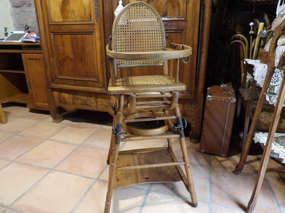 Ancienne chaise en bois modulable,bébé,BAUMANN,cannage,roulettes,1920 - Photo 1/4