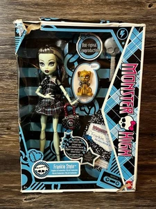 Monster High Frankie Stein Doll 2024 Boo-riginal Creeproduction New Damaged Box - Picture 1 of 10