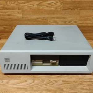 Computadora personal IBM PC XT 5160 de colección - completa lista para restauración - Imagen 1 de 24