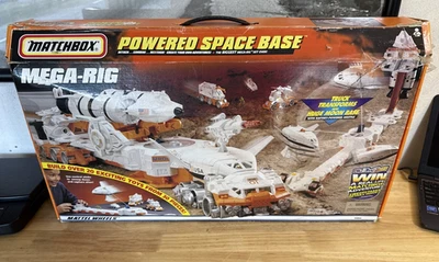 MATCHBOX MEGA RIG BASE ESPACIAL MOTORIZADA NAVE ESPACIAL BASE LUNAR MATE Foto 1 de 4