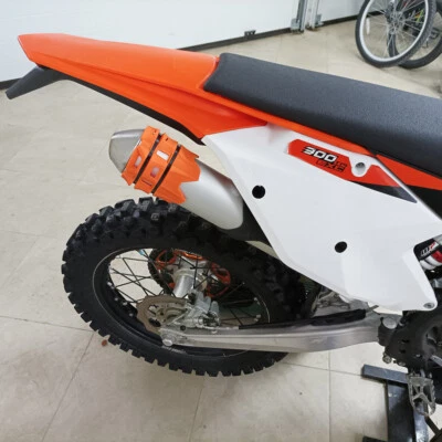 Motorcycle Exhaust Tail Pipe Muffler Shield Protector for Honda Yamaha Orange - Image 1 of 4