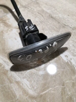 Volvo S60 2003/Right Front/Clear Side Repeaters/8658945 Foto 1 de 4