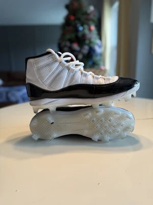 Talla 12 - Air Jordan 11 Retro MCS Gratitude Foto 1 de 4