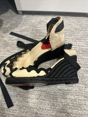 Sandalias de cuña Christian Louboutin punta abierta atada alrededor de los tobillos talla 38 Foto 1 de 4