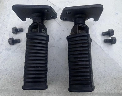 Yamaha V Star 1100 2006 reposapiés de pasajeros pieza OEM Foto 1 de 4