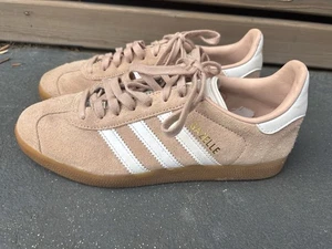 Adidas pale pink Gazelle indoors Trainers Size UK 4 - Picture 1 of 6