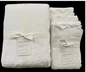New Pottery Barn ABIGAIL SCALLOPED TEXTURED Duvet King & 3 Euro Shams White NWT - Picture 1 of 1