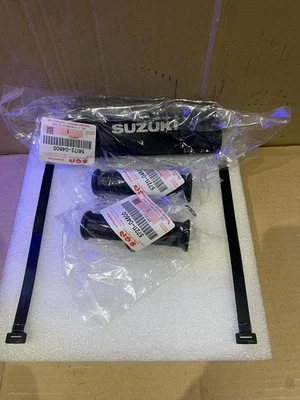 Suzuki LT50 Lt 50 handle bar pad ( Genuine Suzuki) And Handle Bar Grips Genuine - Image 1 of 3