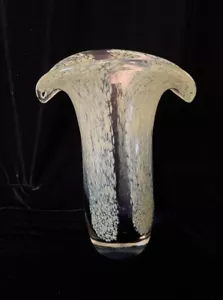 Vaso vetro artistico soffiato a mano verde maculato svasato tulipano teleflora 8” regalo pasqua - Foto 1 di 7