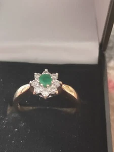 9ct Yellow Gold Emerald And Diamond Ring Size Q,Hallmarked - Picture 1 of 10