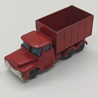 Camión de carbón Husky Guy Warrior rojo vintage Foto 1 de 4