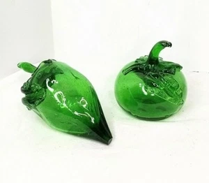 Hand Blown Green Art Glass Vegetables Pepper And Tomato MCM Boho - Picture 1 of 12