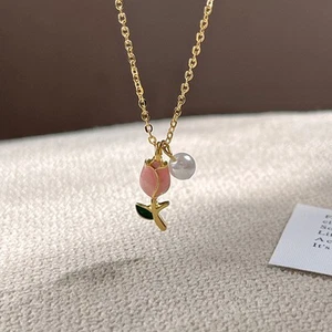 Distinctive Tulip Necklace Alloy Floral Inspiration for Modern Accessories - Picture 1 of 10