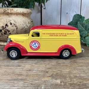 Promotional Die Cast Car Arm & Hammer Bank, 1938 Chevy Panel Van 1:24 Scale - Picture 1 of 13